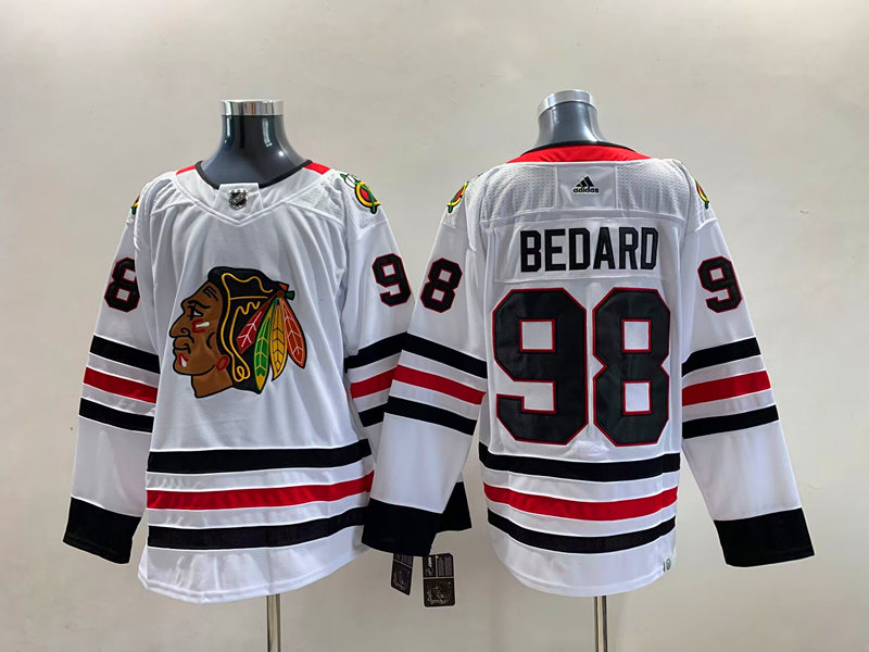 Men's Chicago Blackhawks Connor Bedard #98 White Away Breakaway Jersey Men's Chicago Blackhawks Connor Bedard #98 White Away Breakaway Jersey